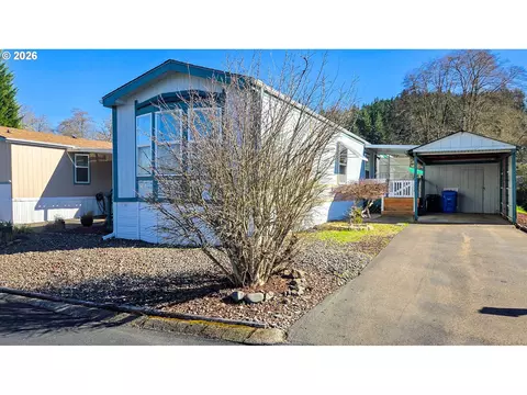 1200 E Central Ave #128, Sutherlin, OR 97479