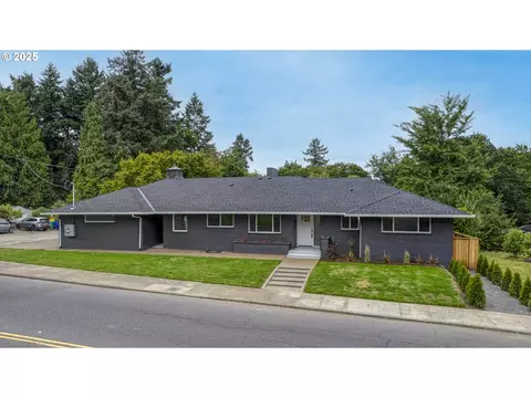 5775 SE Cesar E Chavez Blvd, Portland, OR 97202