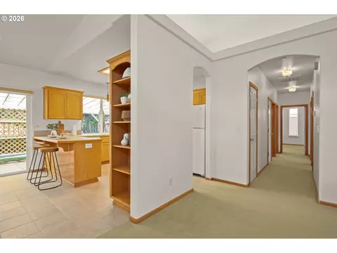 Entry Way - 1376 Andersen Ln, Eugene, OR 97404 photo 1 of 1