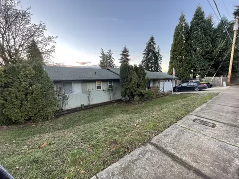 815 N Main St, Brownsville, OR 97327