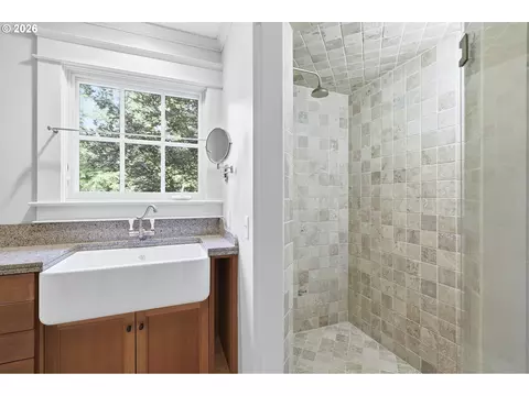 Bath - 58945 E Highway 26, Sandy, OR 97055 photo 2 of 6
