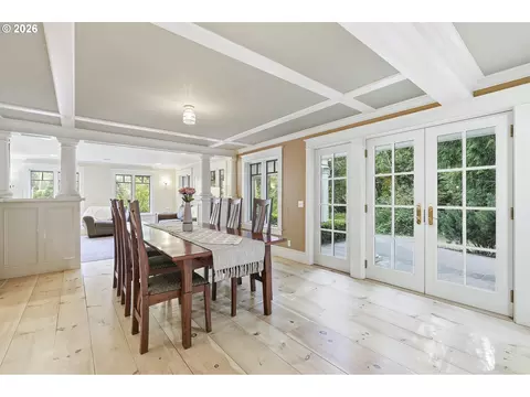 Dining - 58945 E Highway 26, Sandy, OR 97055 photo 2 of 3