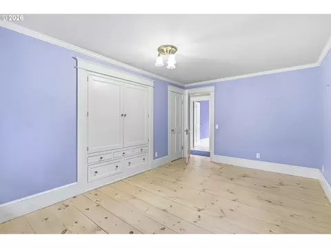 Bedroom - 58945 E Highway 26, Sandy, OR 97055 photo 5 of 7