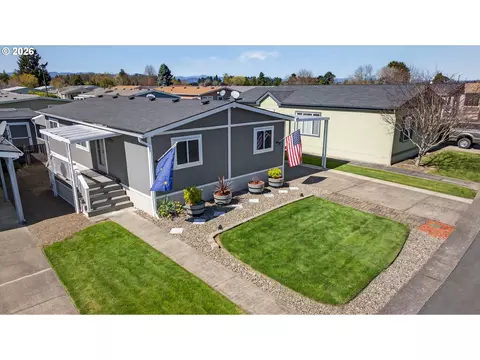 4155 NE Three Mile Ln #74, Mcminnville, OR 97128