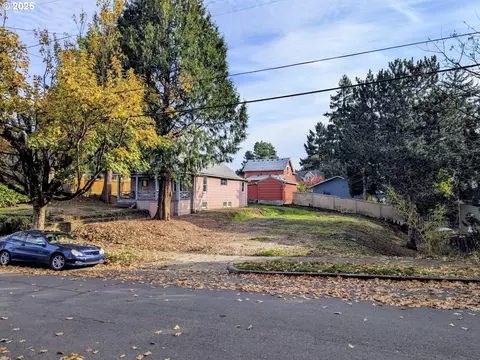 3120 SE 53rd Ave #6, Portland, OR 97206