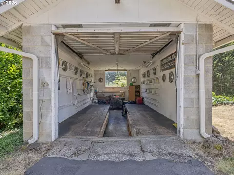 16455 SE Bluff Rd, Sandy, OR 97055 photo 34