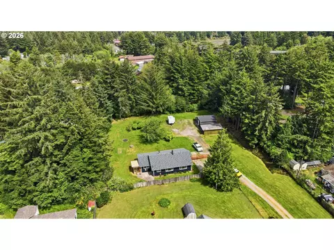 63299 Wildahl Rd, Coos Bay, OR 97420