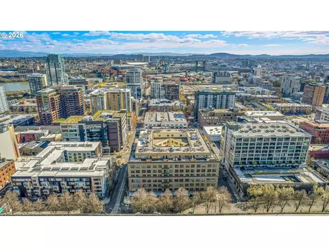 1420 NW Lovejoy St #204, Portland, OR 97209
