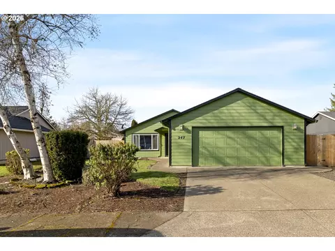 247 SW Manzanita St, Mcminnville, OR 97128