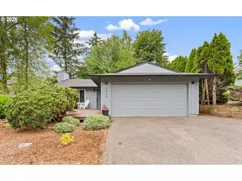 5029 SW Coronado St, Portland, OR 97219