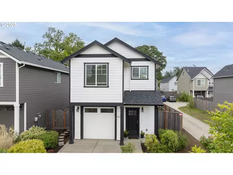 518 S Columbia St, Newberg, OR 97132