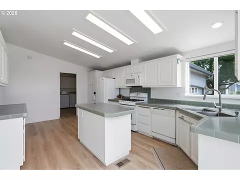 3220 Crescent Ave #66, Eugene, OR 97408 photo 15