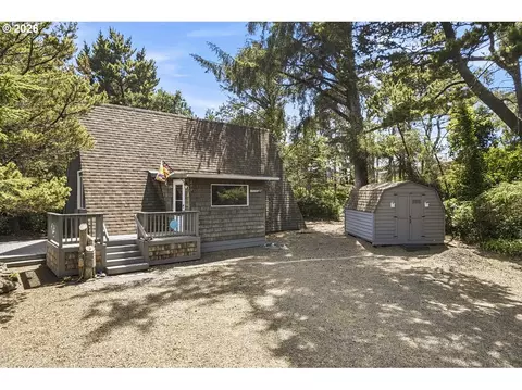Exterior - 5980 El Mar Ave, Lincoln City, OR 97367 photo 3 of 9