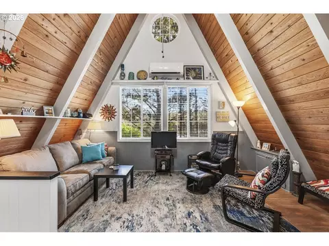 Living - 5980 El Mar Ave, Lincoln City, OR 97367 photo 2 of 3