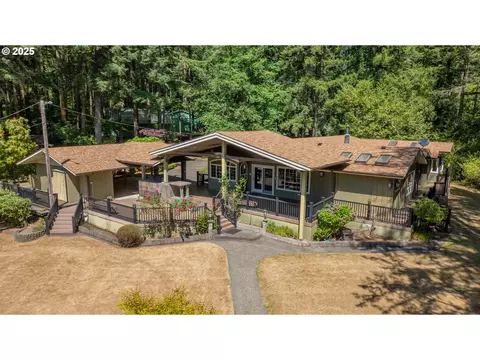 57398 Fairview Rd, Coquille, OR 97423