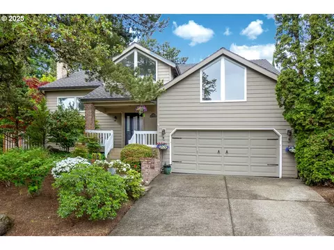 11255 SW Chickadee Ter, Beaverton, OR 97007