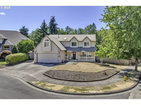 2878 NE Aurora Dr, Hillsboro, OR 97124