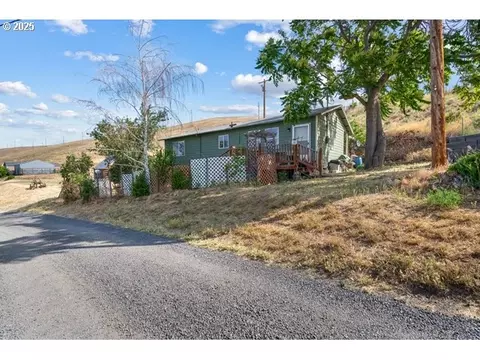 387 E Linden Way, Heppner, OR 97836