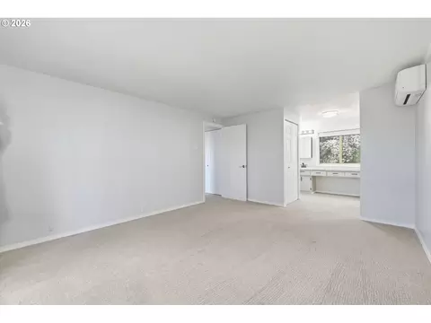 Bedroom - 2811 Timberline Dr, Eugene, OR 97405 photo 1 of 1
