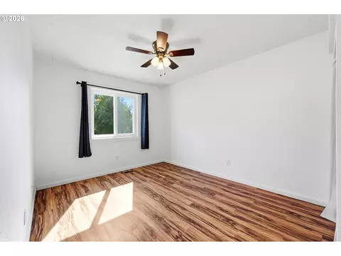 404 SW Overlook Ct, Gresham, OR 97080 photo 17