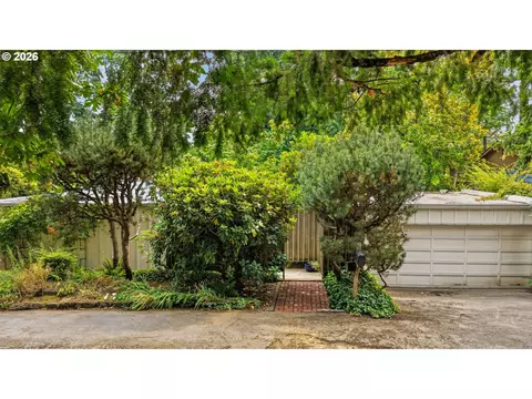 834 SW Westwood Dr, Portland, OR 97239
