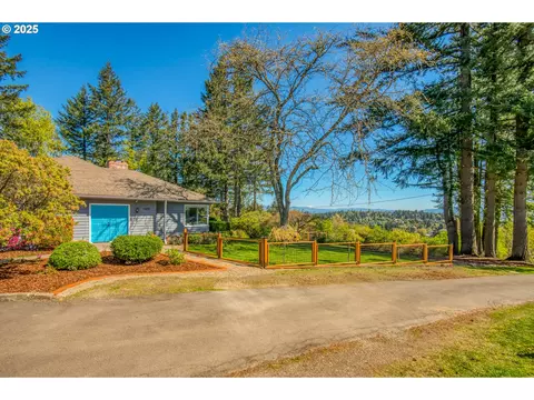 9415 SE Ridgecrest Ct, Happy Valley, OR 97086