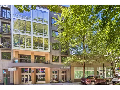 327 NW Park Ave #4A, Portland, OR 97209