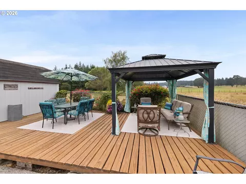 Exterior - 2902 NE 252nd Ave, Camas, WA 98607 photo 9 of 16