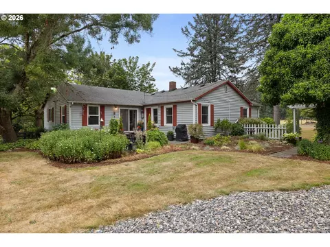 Exterior - 2902 NE 252nd Ave, Camas, WA 98607 photo 3 of 16
