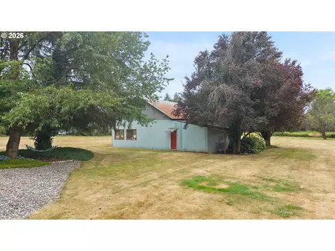 Exterior - 2902 NE 252nd Ave, Camas, WA 98607 photo 14 of 16
