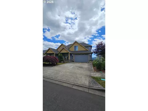 12577 SE Verlie St, Happy Valley, OR 97086