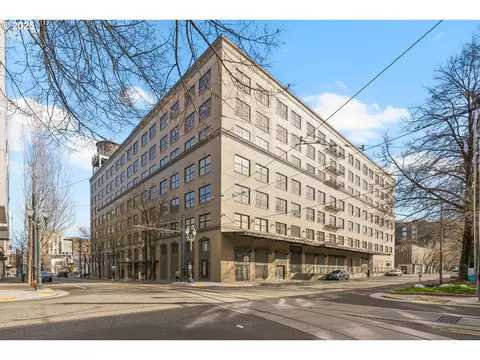 1420 NW Lovejoy St #309, Portland, OR 97209