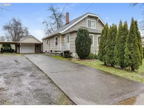 16809 SE Foster Rd, Gresham, OR 97080