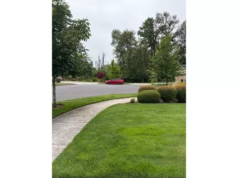 987 Pennington Ct, Eugene, OR 97404 photo 5