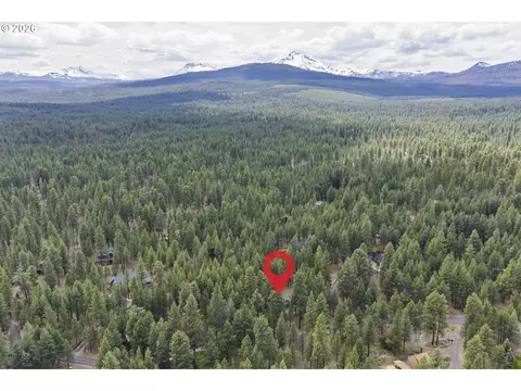 View/Area - 14485 Mountain View Loop, Sisters, OR 97759 photo 2 of 8
