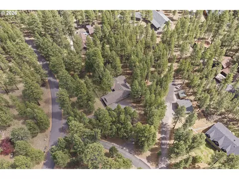 View/Area - 14485 Mountain View Loop, Sisters, OR 97759 photo 4 of 8