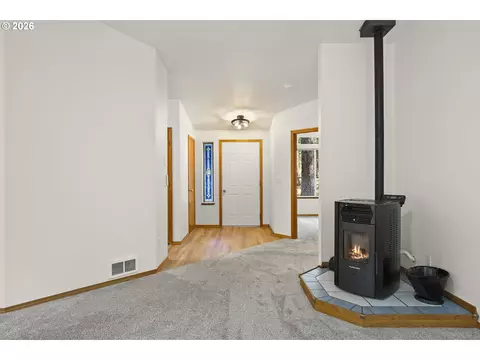 Other - 14485 Mountain View Loop, Sisters, OR 97759 photo 4 of 11