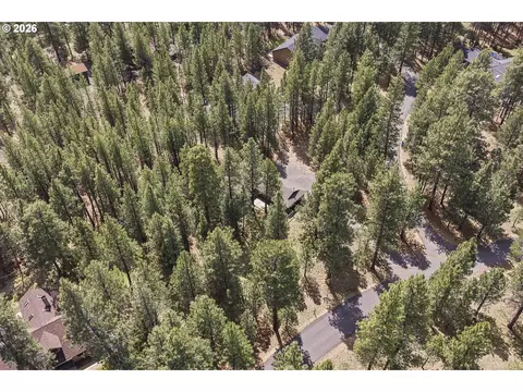 View/Area - 14485 Mountain View Loop, Sisters, OR 97759 photo 7 of 8