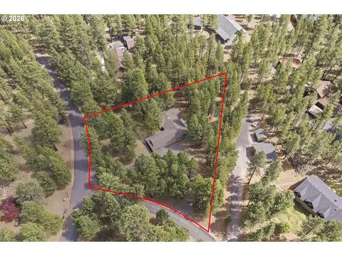 View/Area - 14485 Mountain View Loop, Sisters, OR 97759 photo 1 of 8