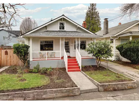 2225 NEverett St, Portland, OR 97232