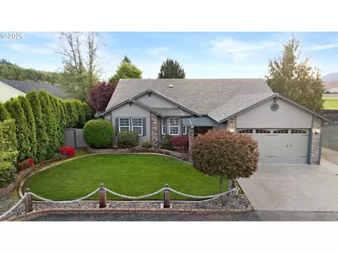 237 Cambridge Dr, Sutherlin, OR 97479