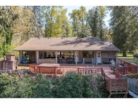 18347 S Winnifred Ave, Molalla, OR 97038