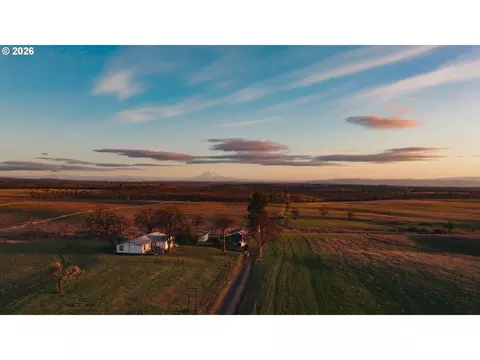 81127 Rail Hollow Rd, Dufur, OR 97021