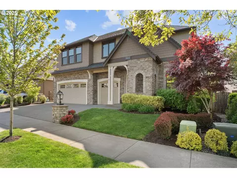 2760 Ridge Ln, West Linn, OR 97068