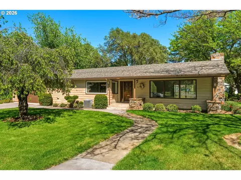 509 Parkview St, Milton Freewater, OR 97862
