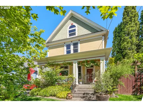 123 NE Graham St, Portland, OR 97212