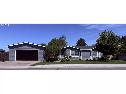 825 Evelyn St, Hermiston, OR 97838