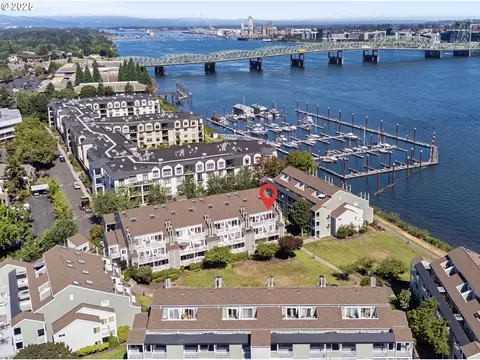 281 N Hayden Bay Dr, Portland, OR 97217