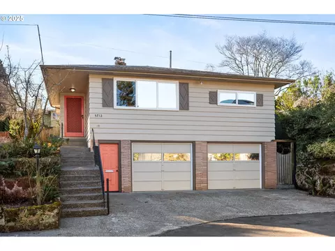 5712 SE Washington St, Portland, OR 97215