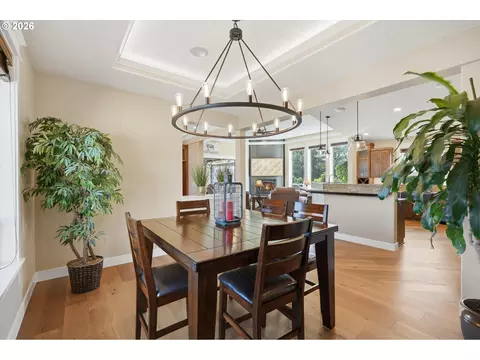 Dining - 66556 Boyd Loop Rd, Dufur, OR 97021 photo 3 of 3